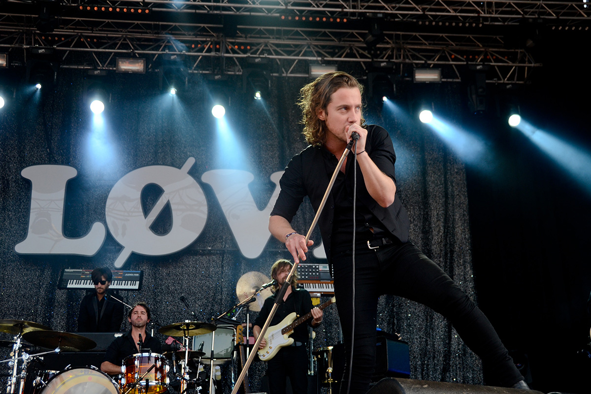 Queens of the Stone Age Expand 'Villains' Tour